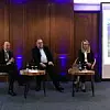 Podiumsdiskussion auf der WGP-Frühjahrstagung (v.l.n.r. Prof. Michael Zäh, WGP-Präsident; Prof. Siegfried Russwurm, Aufsichtsratsvorsitzender Thyssenkrupp und der Voith Group; Sina Scheidle, Head of BodyTEC, Mercedes-Benz AG.