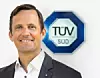 Jörg Becker, Leiter des Kompetenzzentrums Cybersecurity bei der TÜV SÜD Industrie Service GmbH München