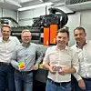 Sie wollen funktionale Oberflächen nach Vorbildern aus der Natur industrialisieren (v.l.n.r.): Co-Founder Prof. Dr. Frank Mücklich, Co-Founder & Co-CEO Surfunction/Surfunction TEC Dr. Dominik Britz, Co-CEO Surfunction TEC Dr. Bogdan Voisiat und Co-Founder Prof. Dr. Andrés Lasagni.