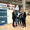 Die Vorstandsmitglieder des SPE Industrial Partner Network und der Single Pair Ethernet System Alliance freuen sich über die gemeinsame Gestaltung des SPE Ökosystems. V.l.n.r.: Claus Kleedörfer, TE Connectivity; Simon Seereiner, Weidmüller; Kilian Schmale, Harting; Tim Kindermann Phoenix Contact.
