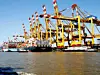 Platz 7: Bremerhaven. Deutschlands zweitgrößter Seehafen schlug im Jahr 2023 4,18 Mio. TEU um. 2022 waren es rund 5,02 Mio. TEU.