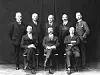 Das Voith-Direktorium in den 1920ern (1. Reihe v. li.): Hanns Voith, Walther Voith, Hermann Voith. (2. Reihe v. li.) Direktor Carl Kissel, Direktor Hans Wiedmann (St. Pölten); Direktor Dr. Paul Priem; Direktor Albert Ungerer und Direktor Otto Rupp.