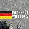 Vielerorts fehlt Personal und die Unternehmen suchen händeringend nach Fachkräften.