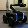 Ein vierrädriger, für industrielle Inspektionen optimierter Roboter.