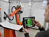 Die neue AR-Software von Kuka visualisiert die Umgebung von Roboterzellen live auf dem Smartphone.