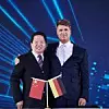 Harald Krüger (Vorstandsvorsitzender der BMW AG) mit Parteisekretär Chen Qiufa (CPC Liaoning Committee)