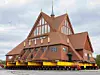 Ein Bauwerk in Bewegung: Das mehrfach ausgezeichnete Wahrzeichen der Stadt Kiruna kurz vor der Ankunft am neuen Standort – sicher gestützt auf Spezialträgern.