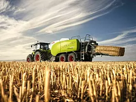 Claas erwirtschaftete 2023 einen Umsatz von 6,14 Milliarden Euro - Platz 7 (Vorjahr: 4,93 Milliarden Euro, Platz 9).