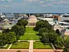 Platz 2: Das Massachusetts Institute of Technology (USA). Das MIT ist führend in den Natur- und Ingenieurwissenschaften, insbesondere in den Bereichen Künstliche Intelligenz, Robotik und Raumfahrttechnik. Es ist international bekannt für seine Rolle als Ideenschmiede und Brutstätte technologischer Innovationen. Das MIT vereint Theorie und Praxis auf höchstem Niveau und hat zahlreiche Unternehmen hervorgebracht. Das MIT erreicht einen Score von 98,1.