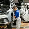 Im VW-Werk Wolfsburg wird die Produktion dreier Modelle demnächst an vier Tagen ruhen.
