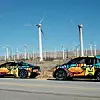 Zwei BMW i-Modelle im Coachella Design