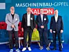 Die Referenten des MBG-Salon bei SEW Eurodrive samt Moderator Claus Wilk, Chefredakteur bei mi connect (ganz links). Rechts daneben stehen Dieter Friedrich Sauer, Senior Director bei Dassault, Guido Reimann, stellvertretender Geschäftsführer und Koordinator Kompetenznetzwerk Künstliche Intelligenz beim VDMA und Heiko Füller, Head of Market and Analytics bei SEW Eurodrive.