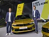Jürgen Klopp präsentiert neuen Opel Astra