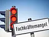 Fachkräftemangel. -