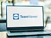 Ein Laptop mit dem Logo von TeamViewer.