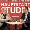 Oliver Klein von MCP Deutschland (re.) im Gespräch mit Chefredakteur Stefan Weinzierl