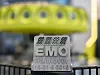 Logo der EMO vor einer Werkzeugmaschine