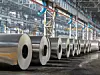 Aluminiumrollen wie diese werden in Deutschland immer weniger produziert. Wandert die Aluminiumindustrie in andere Länder ab, ist die industrielle Produktion und der Wohlstand hierzulande gefährdet.