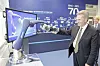 Oettinger Besuch Schunk Leichtbauarm