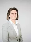 Stefanie Dieterich, Teamlead Regional Sales Hamburg bei Bechtle PLM, betont die Bedeutung der Nortec und gibt Einblicke in die neuesten digitalen Tools und KI-Lösungen, die das Unternehmen auf der Messe präsentiert.