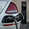 Mercedes E300e wird geladen