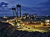 Kohlebergwerk bei Nacht