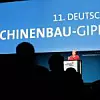 Bundeskanzlerin Angela Merkel eröffnet den 11. Maschinenbau-Gipfel in Berlin.