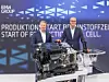 CEO Oliver Zipse (links) mit Frank Weber, Vorstand Entwicklung beim Produktionsstart der Brennstoffzellen in München.