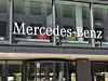 Allein in Deutschland investiert Mercedes-Benz mehr als 1,3 Milliarden Euro.