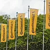 Continental Fahnen vor der Zentrale