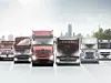 Daimler Trucks, die nebeneinander stehen