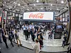 Platz 11: Die Coca-Cola GmbH zählt zu den bekanntesten US-Unternehmen weltweit und bietet rund 8.300 Arbeitsplätze in Deutschland. Der Getränkeriese stammt aus Atlanta, Georgia. Auf dem Bild zu sehen ist ein Stand des Unternehmens auf der Gastronomie-Fachmesse Internorga. –