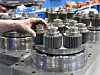 Getriebemontage bei Wikov: Es werden sowohl standardisierte Produktreihen gefertigt als auch kundenspezifische Getriebe.