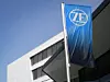 Blaue Fahne mit ZF-Logo