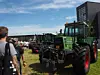 Mit ihren Traktoren nahmen die Fans von Fendt und dem Farming Simulator teils weite Anfahrten auf sich, wie an den Kennzeichen zu erkennen war.