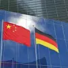 Deutschlands Industrie gerät ins Straucheln: Energiepreise drücken, China überholt bei KI und Digitalisierung – und kontert mit Preisoffensiven.