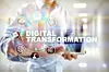 Digital Transformation mit Symbolen und Mensch mit Hemd im Hintergrund