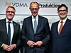 Viel politische Prominenz gab es am ersten Tag: VDMA-Präsident Bertram Kawlath (rechts) begrüßte Bundeskanzler Friedrich Merz und den dänischen Industrieminister Morten Bødskov (links).