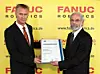 Anlässlich des 25-jährigen Firmenjubiläums erhielt Fanuc Robotics Deutschland eine Ehrenurkunde