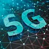 Der Mobilfunkstandard 5G soll ab 2019 auch in Fabriken Einzug halten. Ab diesem Zeitpunkt sollen die ersten 5G-Netze geplant und aufgebaut werden. Eine 5G-Pilotfabrik läuft heute schon am Fraunhofer IPT in Aachen. Das dort genutzte 5G-Netz ist jedoch auf die Pilotapplikation beschränkt.