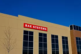 Platz 4: BAE Systems (Vereinigtes Königreich). Rüstungsumsatz 2024: 33,79 Mrd. US‑$; Anteil: 95 %; Wachstum: +6,9 %.