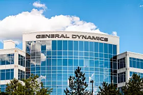 Platz 5: General Dynamics (USA). Rüstungsumsatz 2024: 33,63 Mrd. US‑$; Anteil: 70 %; Wachstum: +8,1 %.