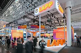 Lösungen für die vernetzte Industrie gibt es bei Lapp zu sehen. Im Zentrum stehen neue Anschluss- und Automatisierungslösungen.