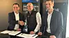 Unterzeichneten das MoU zur gemeinsamen Weiterentwicklung von EW- und C-UAS-Fähigkeiten (v.li.): Alexander Philipp (MD, Rohde & Schwarz Vertriebs-GmbH), Martin Karkour (CRO, Quantum Systems) udn Timo Unger (Vice President COMINT, Rhode & Schwarz).