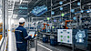 Industrial AI verknüpft Maschinen, Shopfloor-Daten und digitale Zwillinge: KI-Agenten sollen künftig Wartung, Produktionssteuerung und Entscheidungen in der Fertigung flexibler machen.