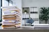 Bildunterschrift: Bürokratische Berichtspflichten und Verwaltungsprozesse gelten aus Sicht der Industrie als zentrale Belastung für Unternehmen. Der BDI fordert deshalb weitreichende Reformen und eine konsequente Digitalisierung der Verwaltung.