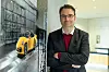 Mit aktuellen wissenschaftlichen Arbeiten zur Optimierung roboterbasierter Karosseriebauanlagen trägt die GFaI e. V. dazu bei, Forschungsergebnisse in die industrielle Praxis zu überführen. Im Interview erläutert Geschäftsführer Dr. Gregor Wrobel, welche Herausforderungen die Grobplanung heute prägen, welche Fortschritte die Forschung erzielt hat und wohin sich die Produktionsplanung künftig entwickelt.